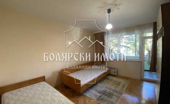 Дава се под наем Тристаен апартамент в Велико Търново, Център - 100 кв.м за 346.8 € - Снимка #8