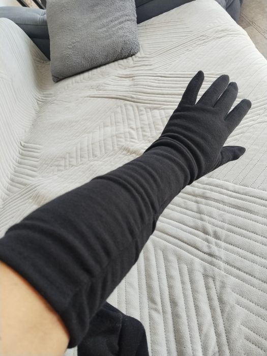 Продам перчатки 1500