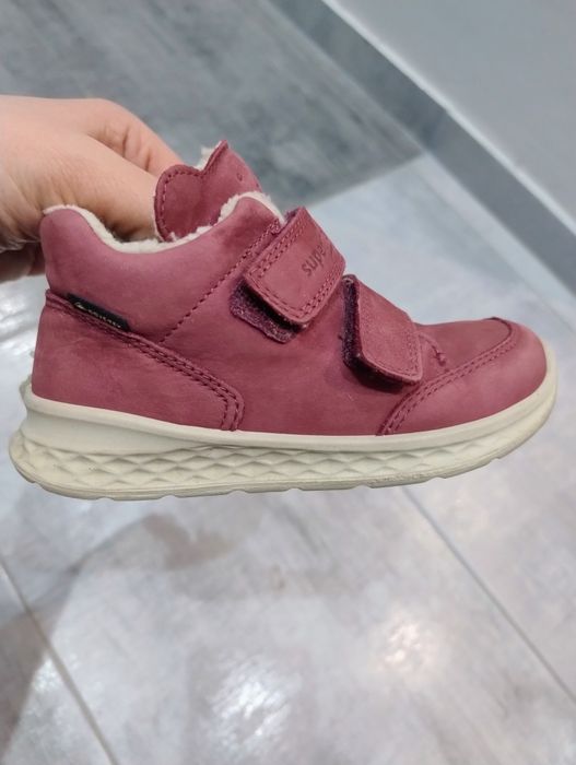 Обувки и маратонки Superfit с Gore-tex 25 и 26 номер