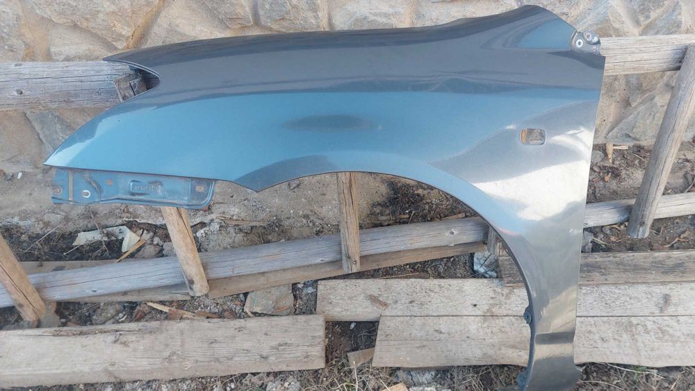 Ляв калник на Toyota Corolla