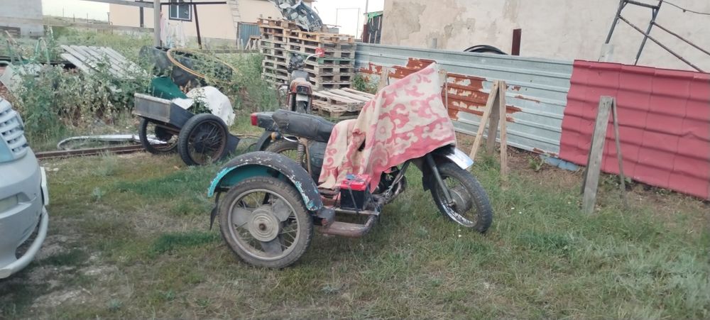 Транспорт  мотоцикл