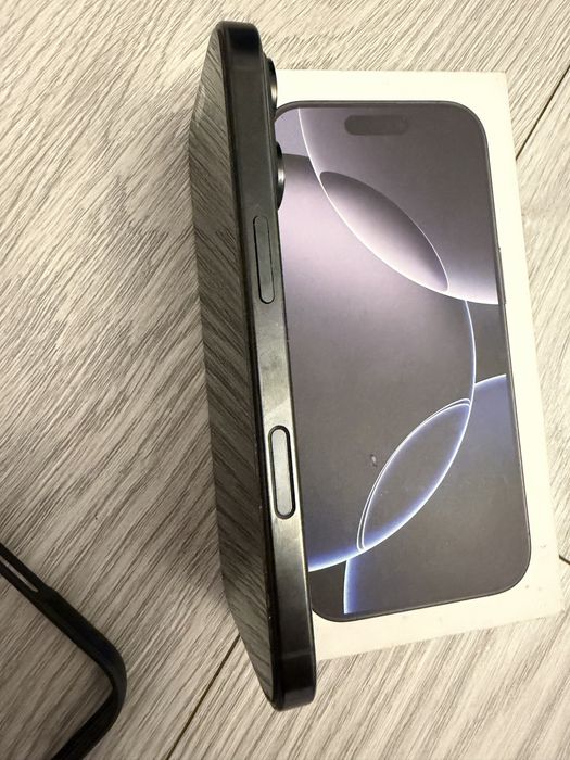 Iphone 16 pro luat anul trecut in decembrie