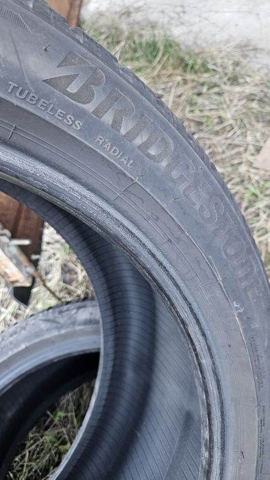 2бр гуми 285 40 21 дот 21 бриджстоун