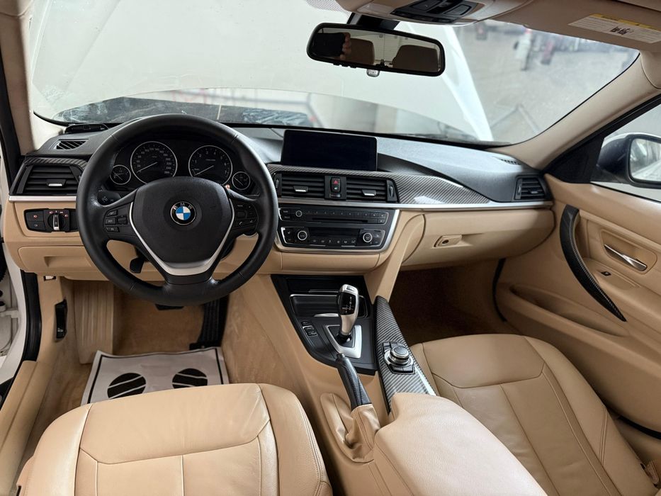BMW F30 Automata 328i / 245 Cp