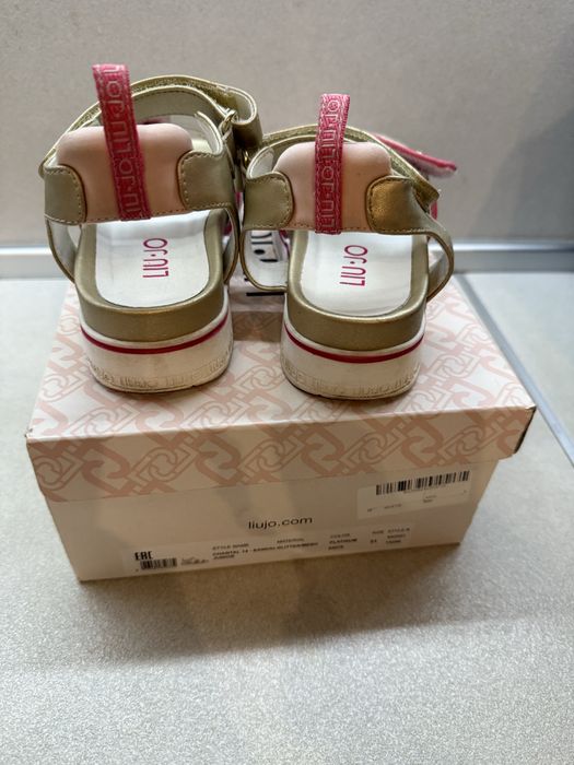 Сандали за момиче Lio jo