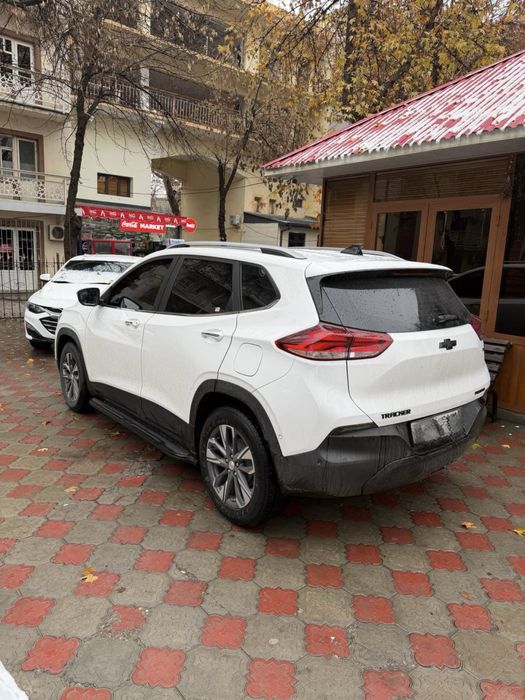 Tracker 2023 yili oq