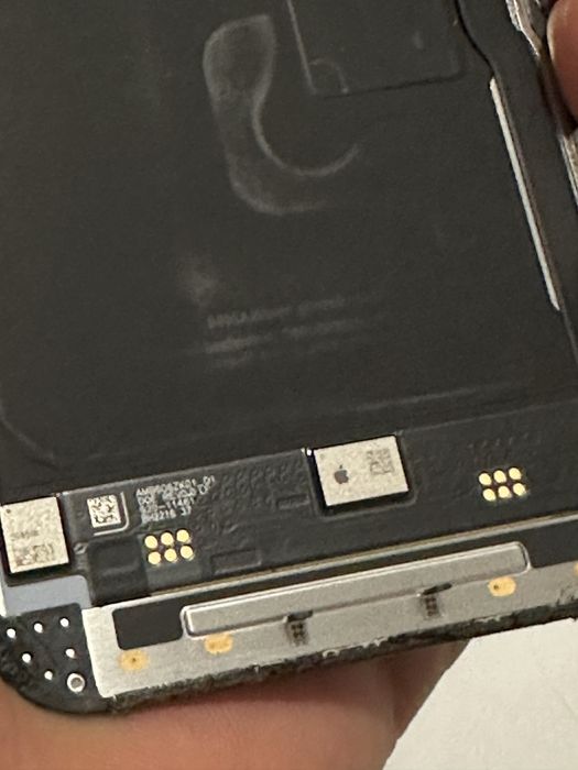 Display Iphone 13 Pro original ( zgariat)