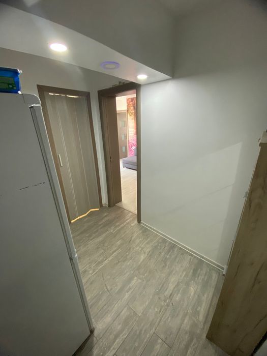 Inchiriez Apartament 2 camere Petrisor