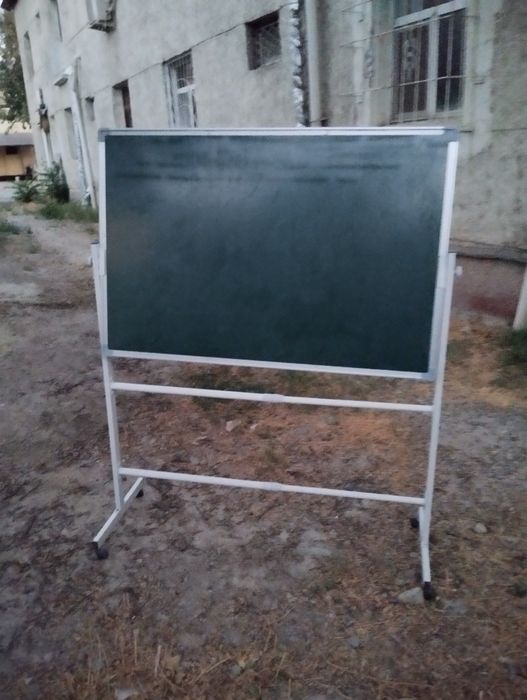 Продаётся доска школьная 120 х 80 магнито-маркерная.