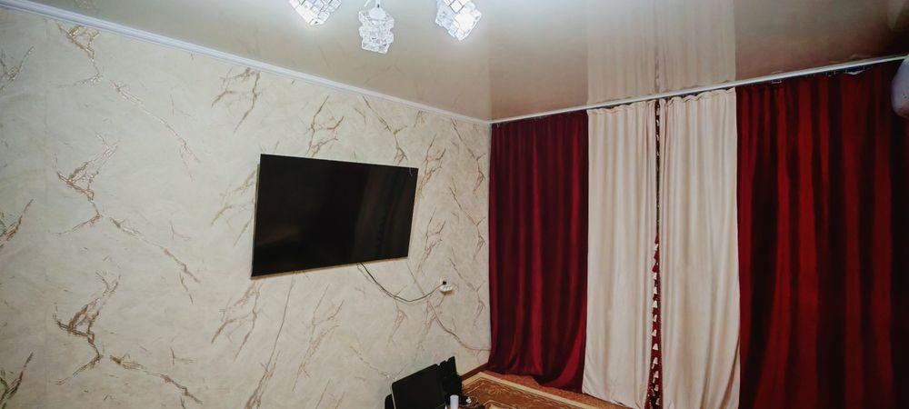 Продам теплый 1 ком кв 6 мкр-н