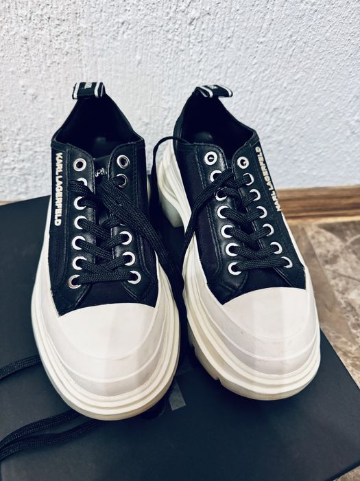 Обувки Karl Lagerfeld