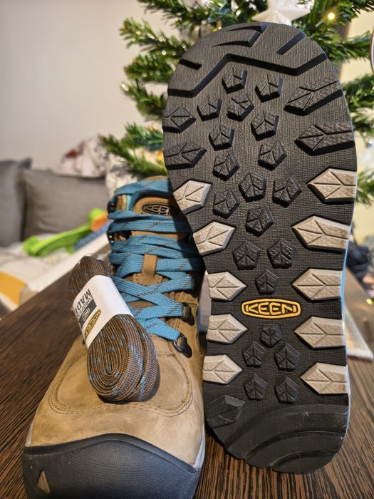 Bocanci drumeție KEEN Hiking/Waterproof, Nou cu etichetă,  Femei 37,5