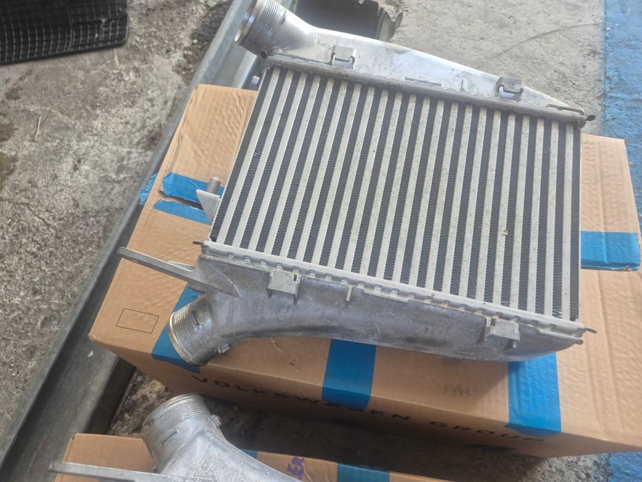 Intercooler stanga dreapta Audi RS6 RS7 C8 2022 4K0145806B 4K0145805B