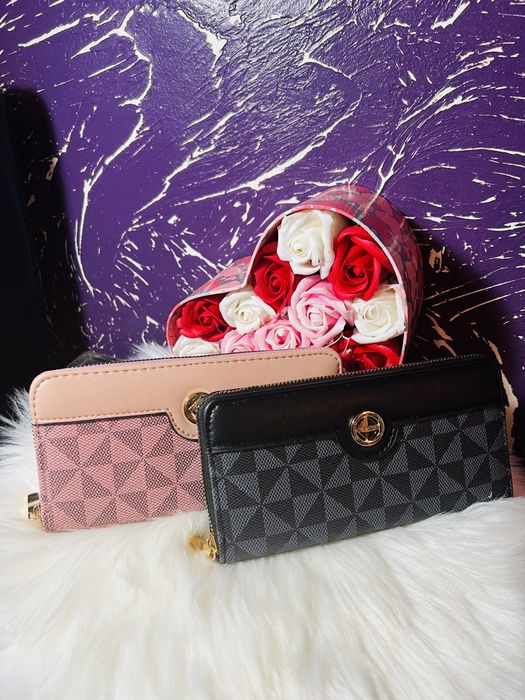 Portofele dama super oferte