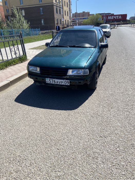 Опель Вектра А 1995