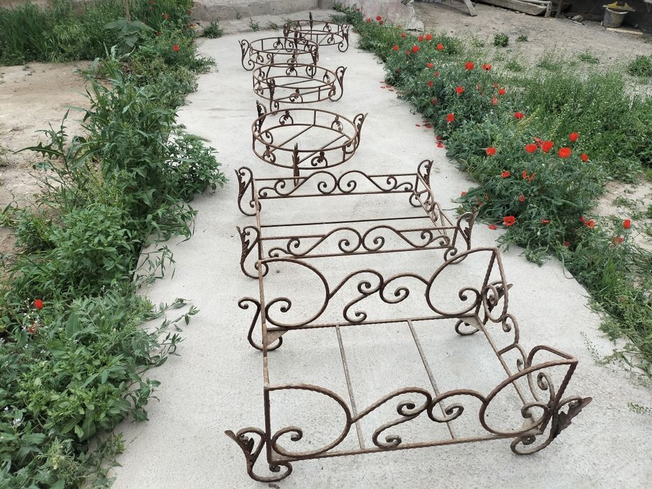 Подставка для сундуков