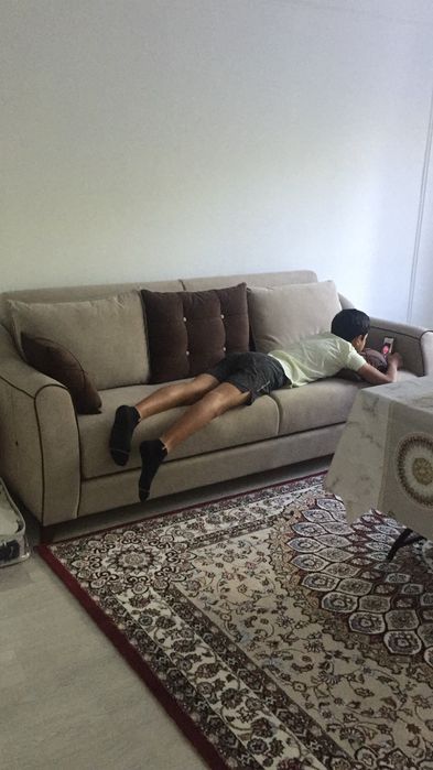 Продаю Диван