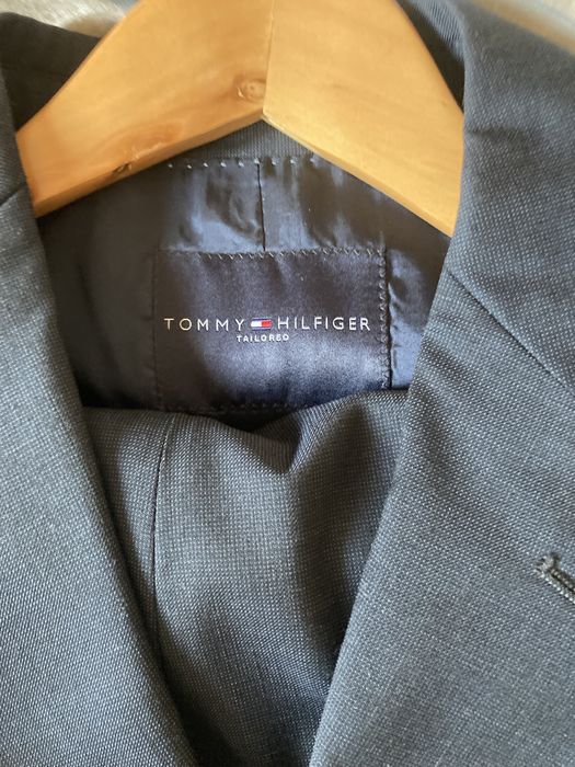 Costum Tommy Hilfiger