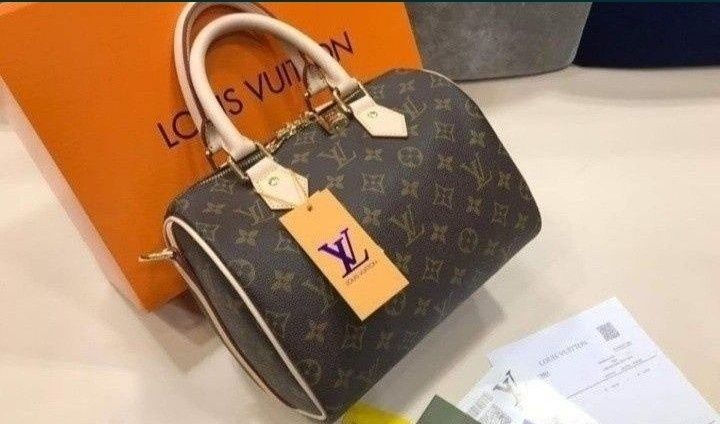 Geanta damă model Speedy+portofel, saculet, etichetă