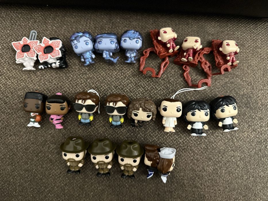 очень странные дела фигурки пишите