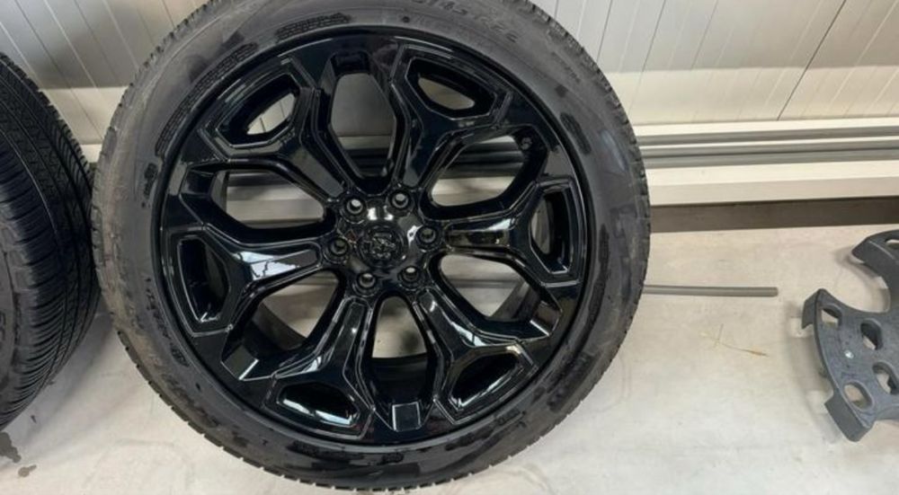 Dodge ram сжанти 22 цола