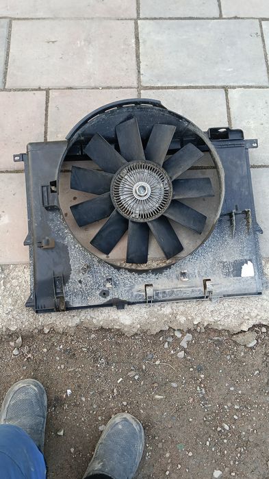 Радиатор и диффузор БМВ е39