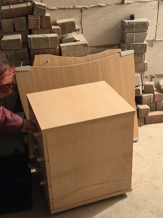 Отдам бесплатно