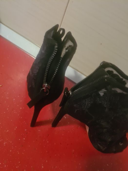 Sandale  zara mar 37 ca noi la 100 lei Timișoara