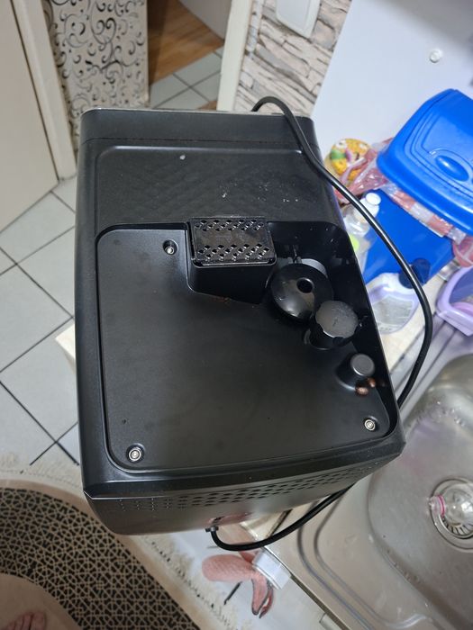 Кафеавтомат Philips EP2200/10-нова-гаранция.