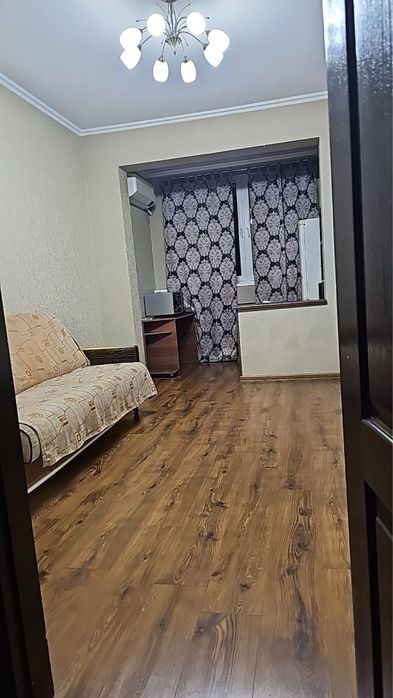 Продается 3 комнатная Чиланзар 2 Парк Гофур Гулом