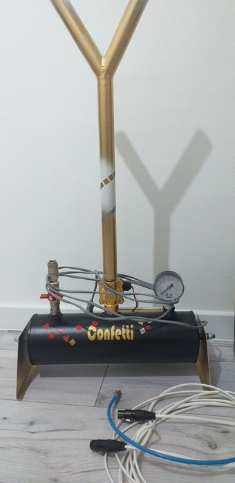 Gender reveal artificii pudra roz albastru petrecere party