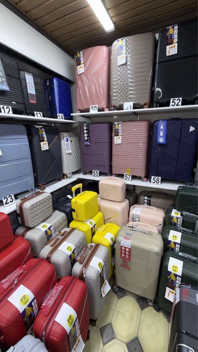 Чемоданы разных размеров