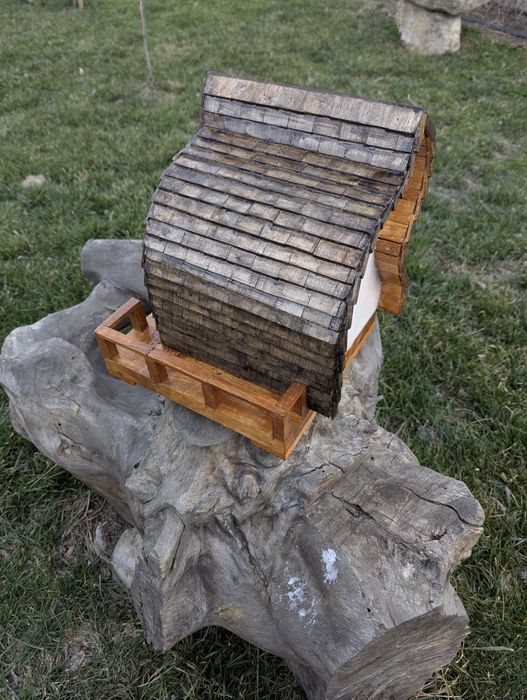 Căsuța păsărele de grădină.