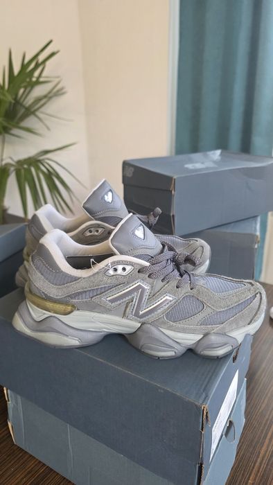 Vând new balance marimea 43