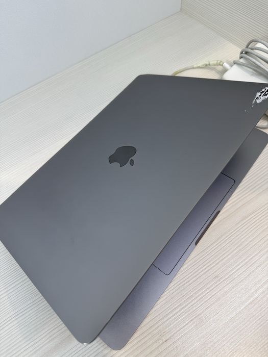 MacBook Pro 2019, i5 | KASPI 0-0-12
