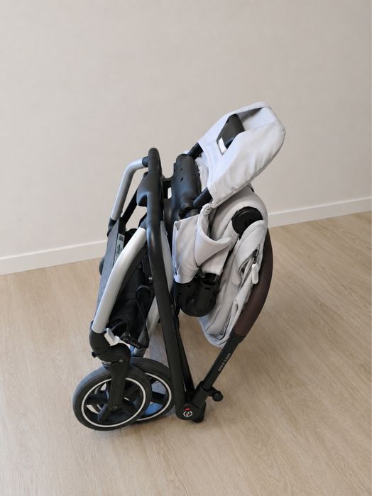 Cybex Eezy twist +2