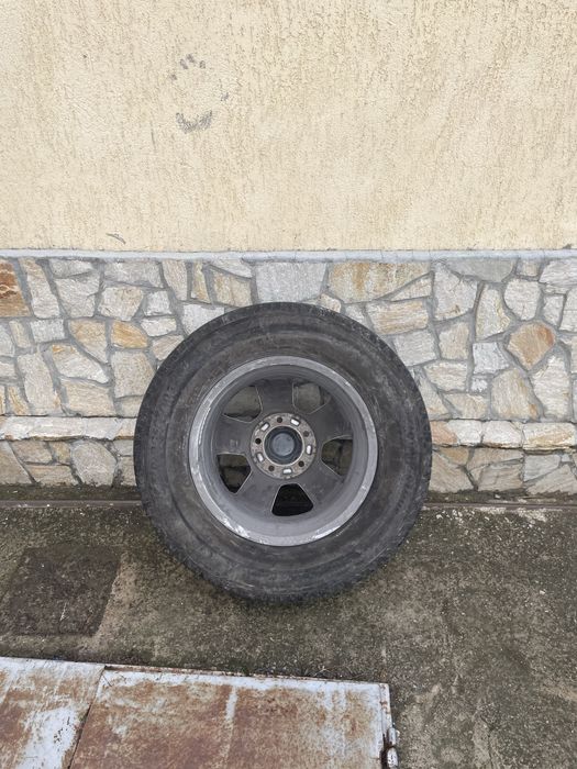 Комплект джанти с гуми за Toyota Sequoia