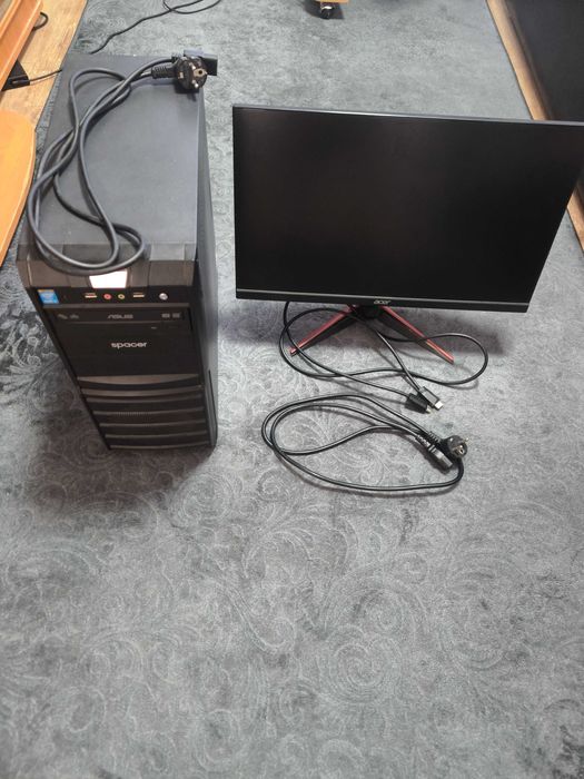 Unitate PC + Munitor ACER