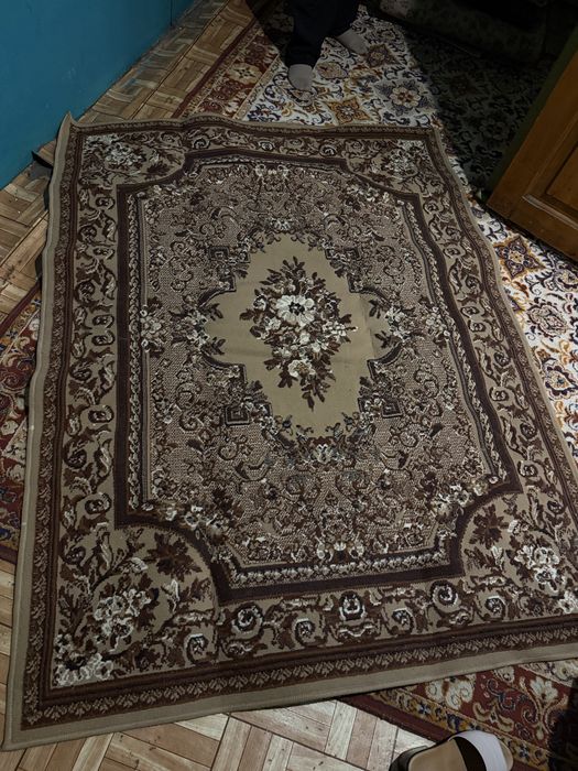 Продам ковры разные пишите в личку