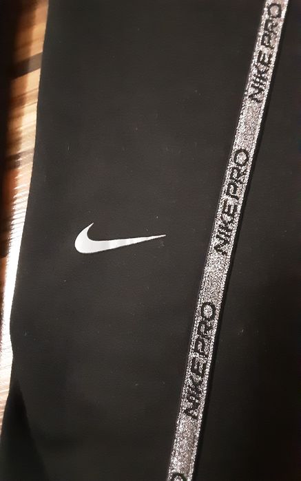 (S)NIKE PRO оригинални клинове (40лв) екип(99лв) и блуза(59лв)