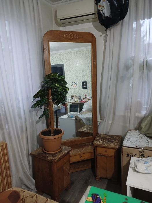 Трюмо,дерево, советского  периода,ручной работы.