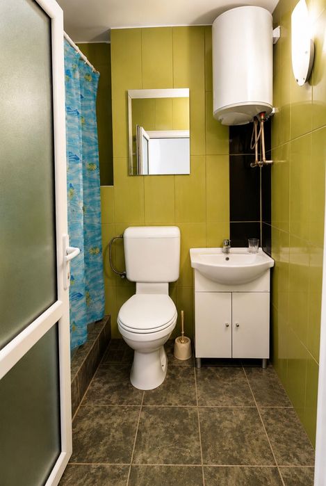 apartamente si garsoniere de inhiriat  in regim hotelier  clasificate.Primim  vaucere de vacanta  garsonierele si apartamentele se  afla in Neptun-O