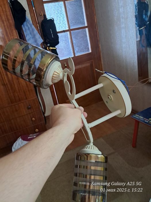 5 люстр  на потолок. Пишите