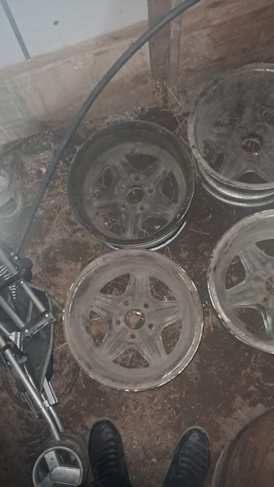 Продам диски мерседес 15
