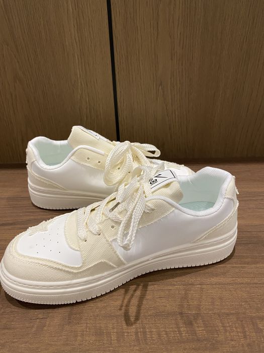 Новые Кроссовки 5990