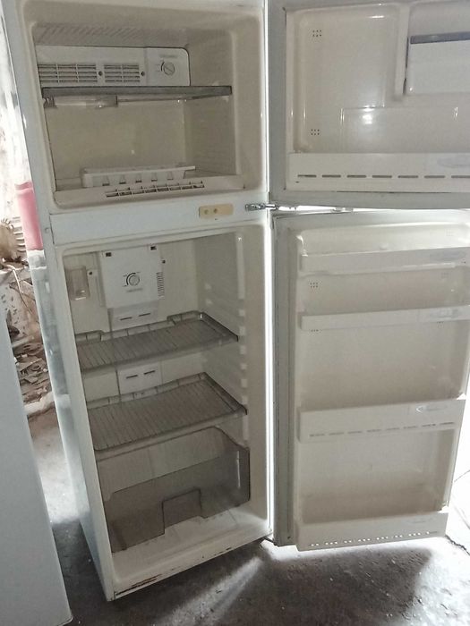 Холодильник SAMSUNG Корея Идеал Холатда