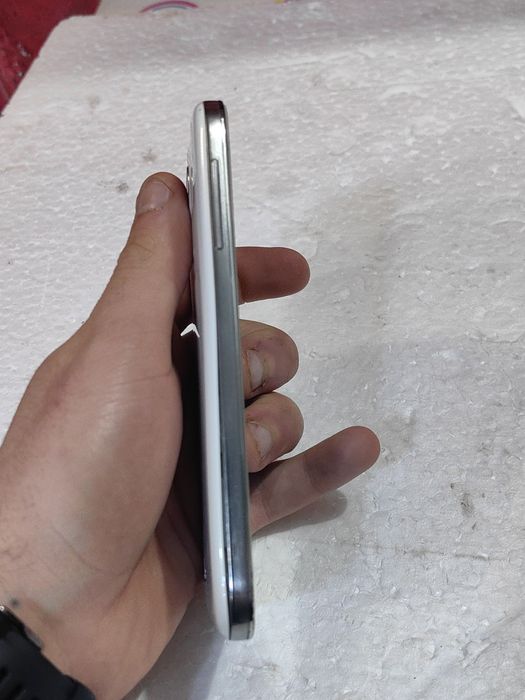 Samsung galaxy s 4 16 гб 2 сим