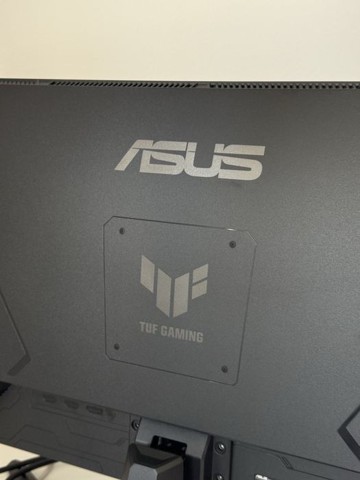 Гейминг монитор ASUS TUF Gaming VG27AQ5A