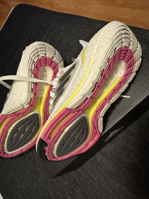 Adidas Ultraboost 21 marimea 36