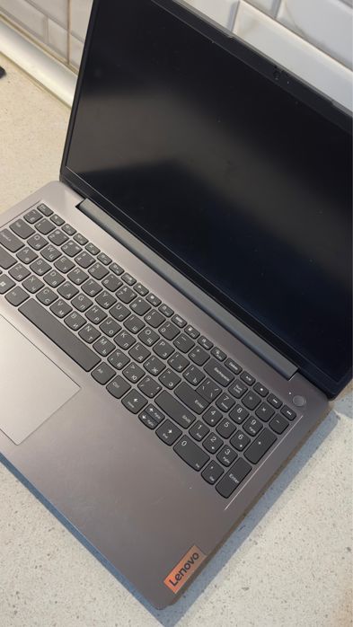 Ноутбук Lenovo IdePad 3